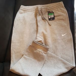 Nike Fleece Jogger Light gray